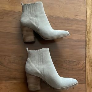 Marc Fisher 8.5 Tan Boots